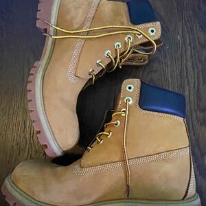 Men's Timberland Premium 6 inch Waterproof Boot, US size 9.5M